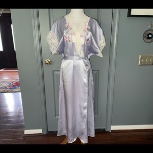 Val.Mode Silky Satin Lace Trim, Embroidery Lilac Long Robe
